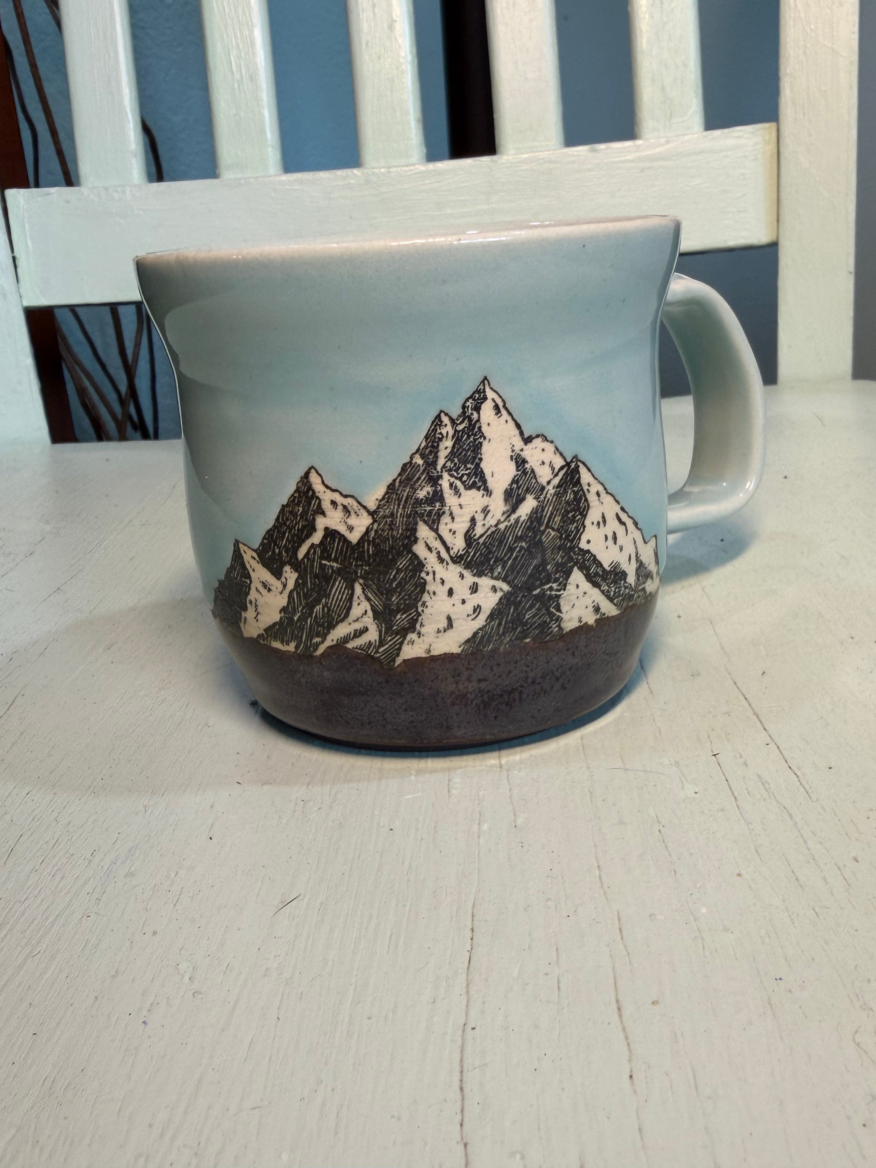 Small Mountain Mug