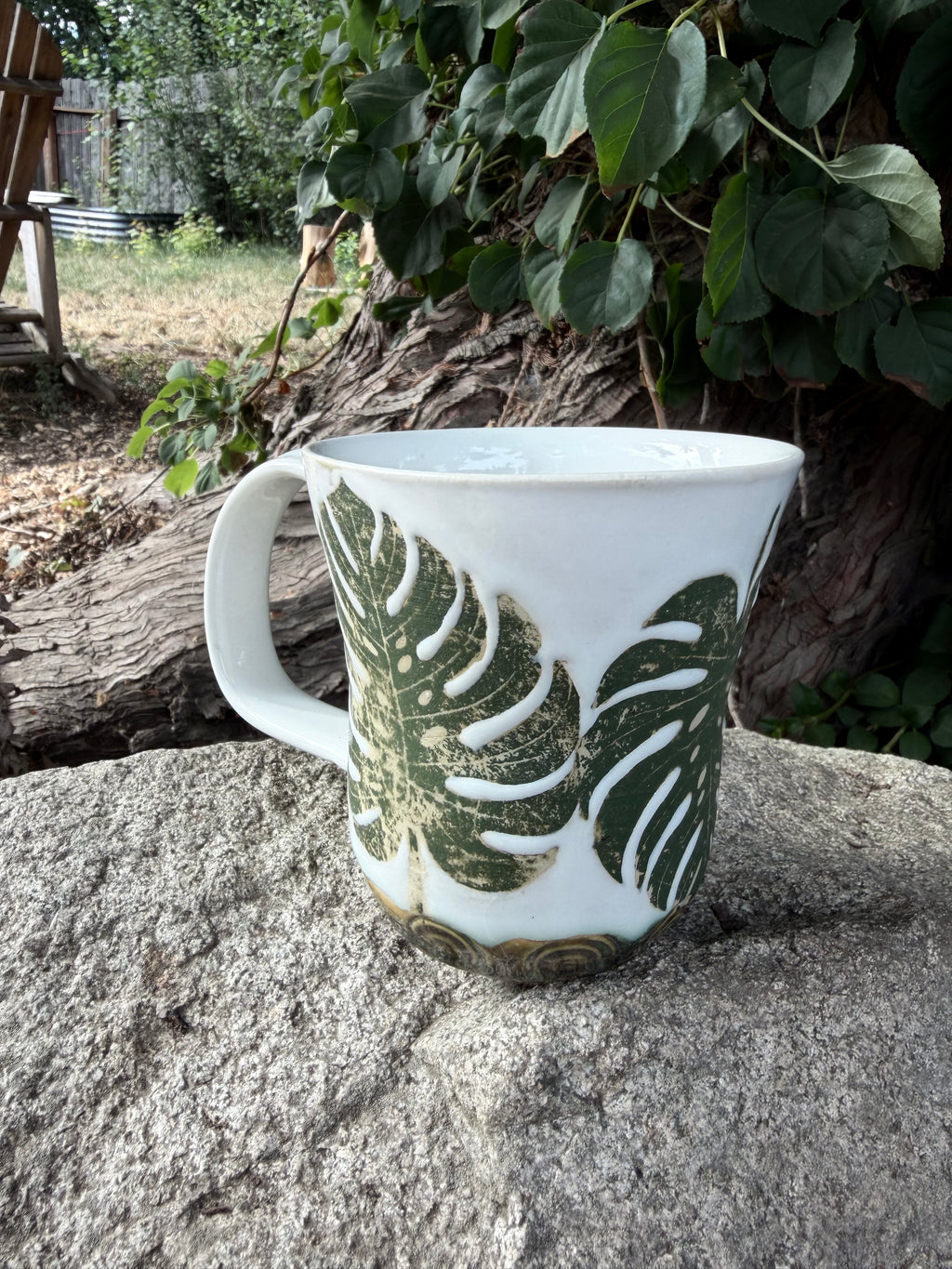 Large Monstera Leaf Mug