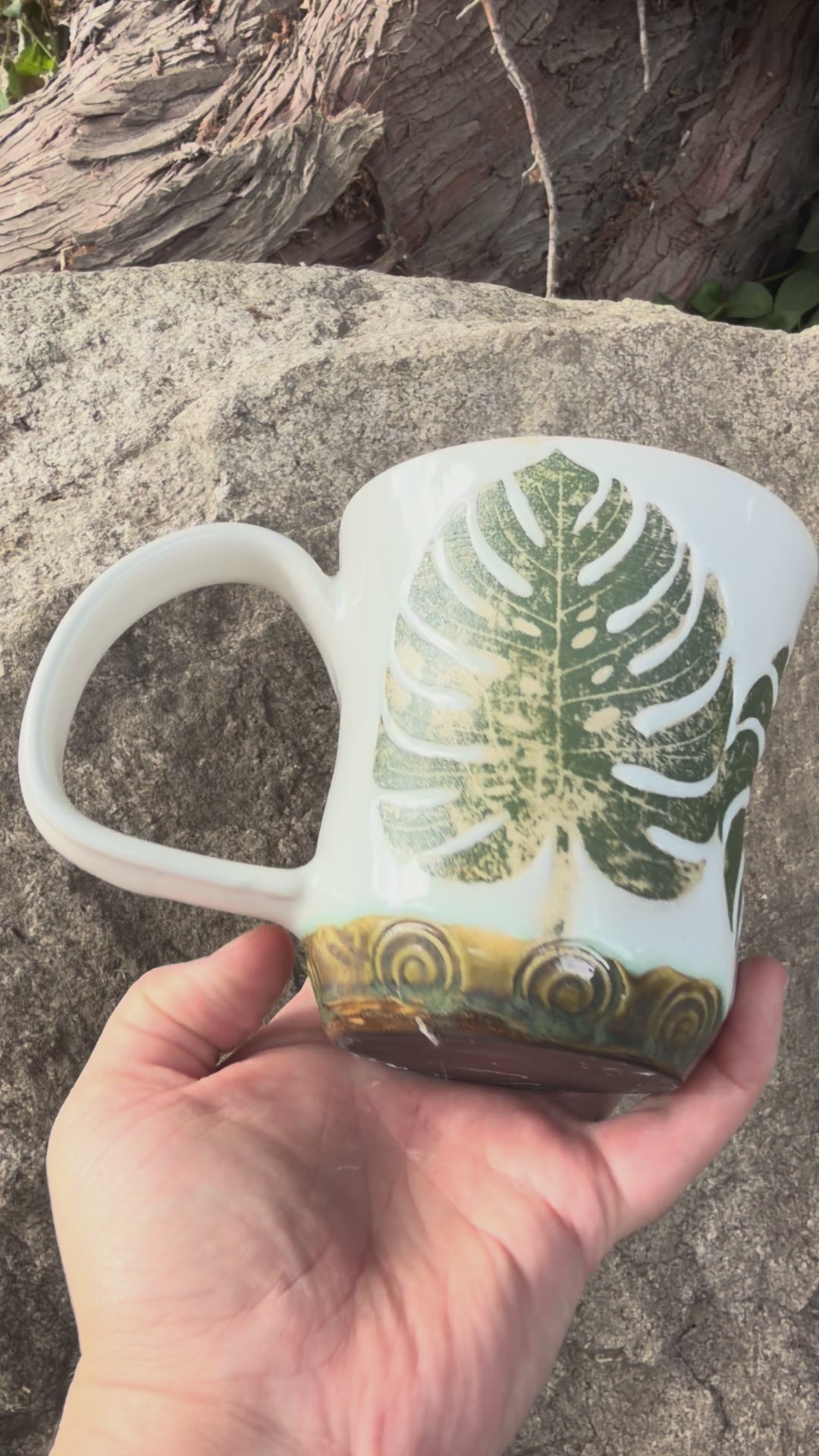 Large Monstera Leaf Mug