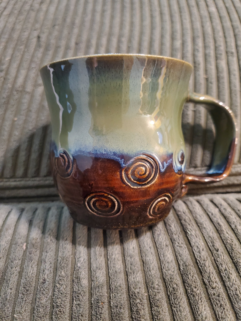 Green and Brown Mug, Medium (Minor Imperfection)